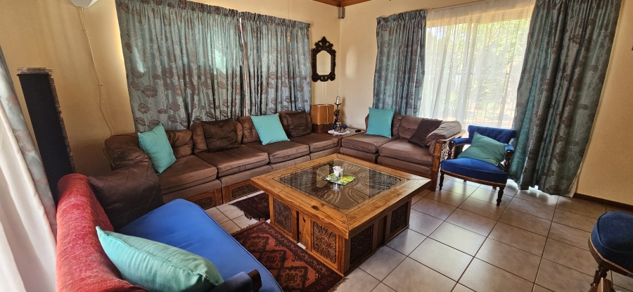 4 Bedroom Property for Sale in Carters Glen Northern Cape